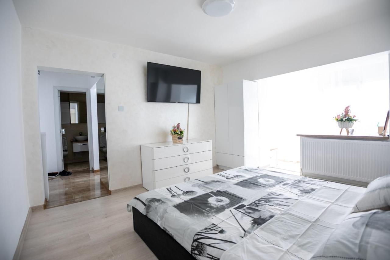 Apartament Central Târgu Jiu Εξωτερικό φωτογραφία
