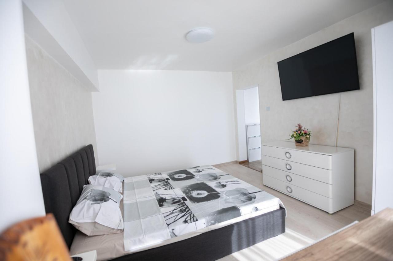 Apartament Central Târgu Jiu Εξωτερικό φωτογραφία